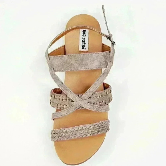 Not Rated Women's Sandals Size7 Grey Manmade Linning & Upper - Picture 7 of 8